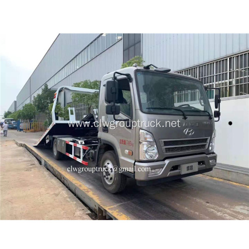 Hyundai 4x2 rescue flatbed wrecker truck